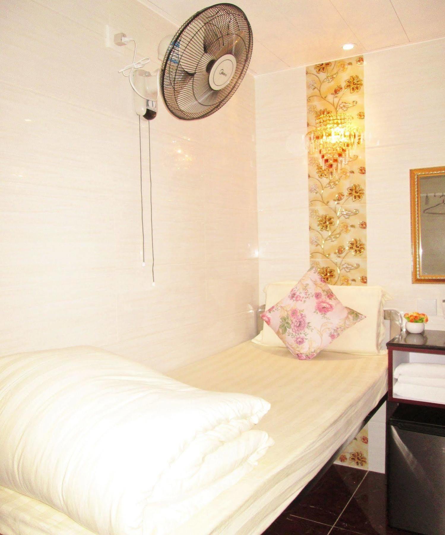 New Reliance Inn Hong Kong Exterior foto